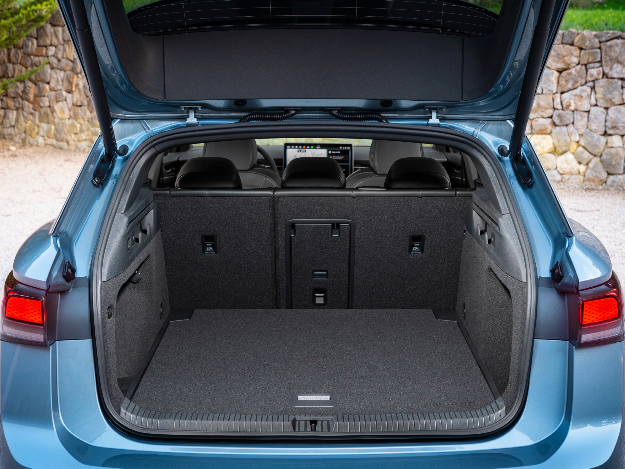 VW ID.7 concept cargo space behind 2nd row of seats.