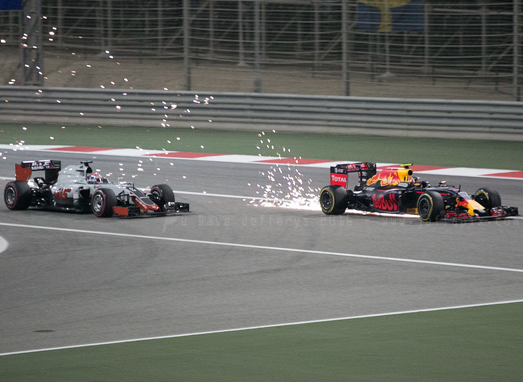 F1 race - Ricciardo sparking past Grosjean for 4th in 2016.
