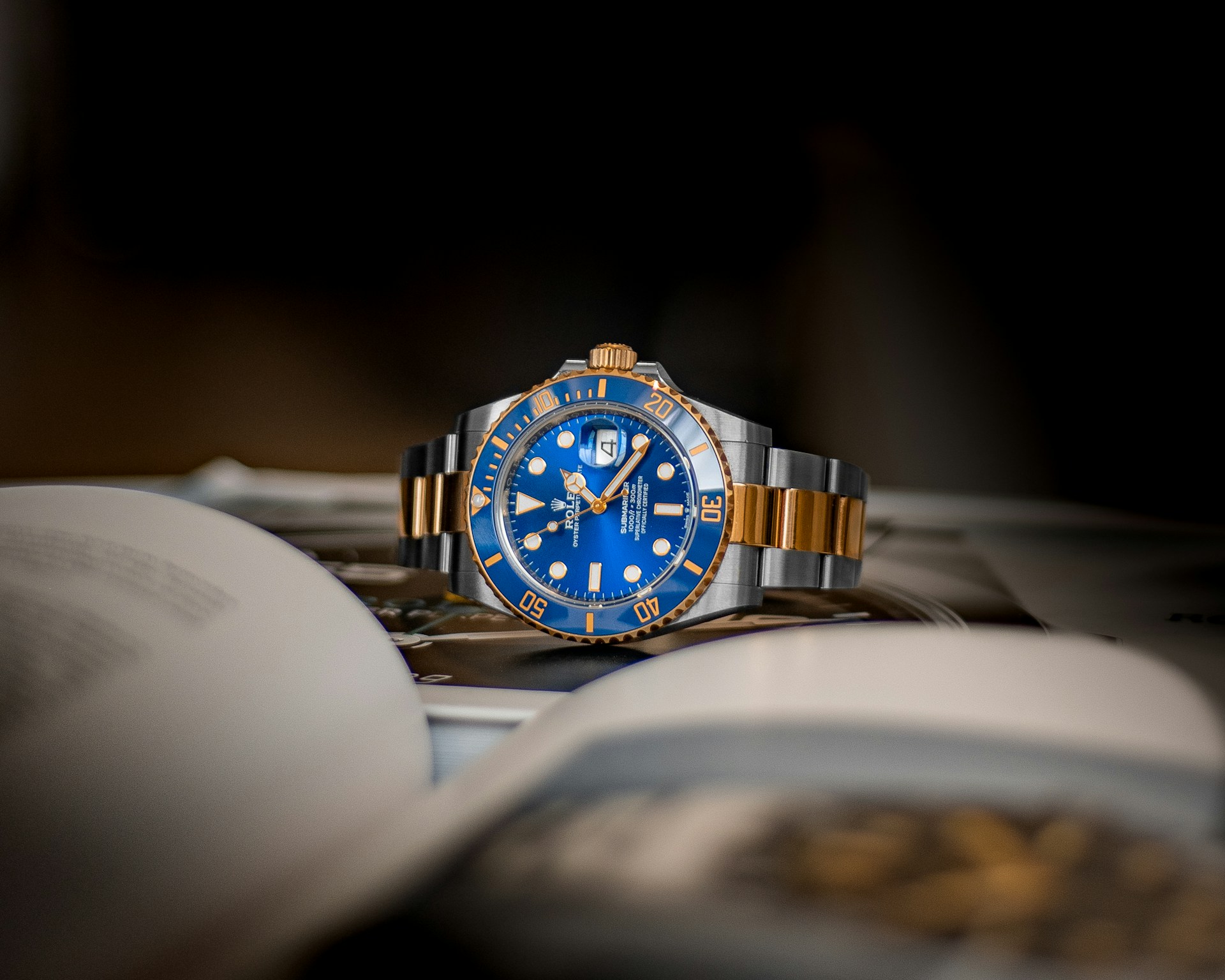 two-toned blue and silver watch