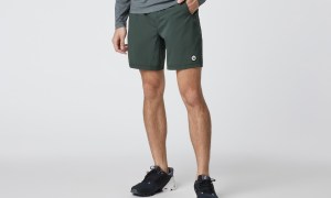 Man wearing Vuori Kore shorts with outfit