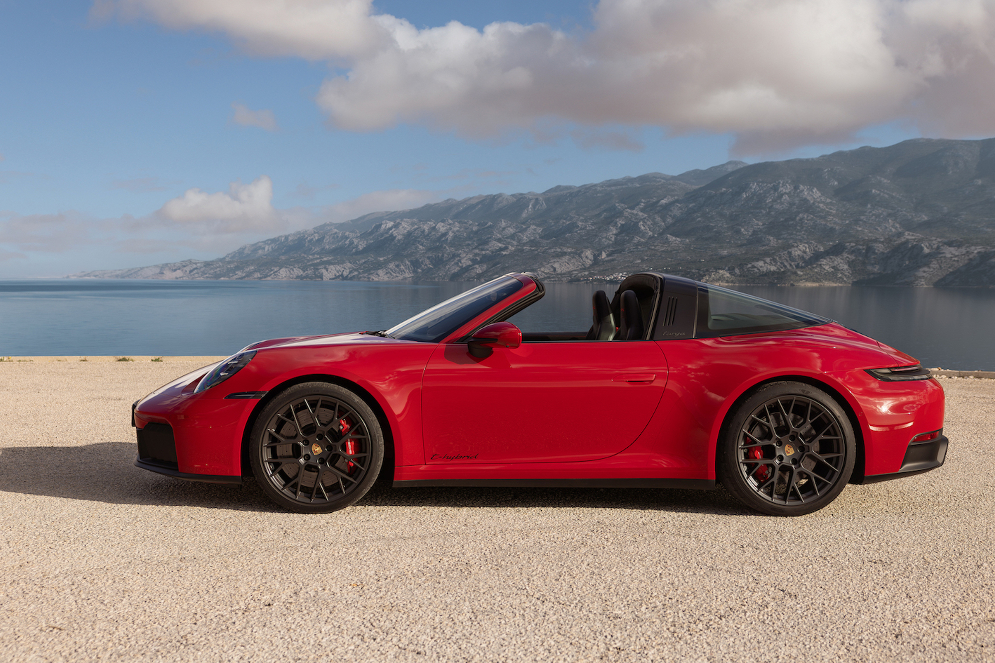 Porsche 911 Carrera GTS has street-legal turbo-hybrid