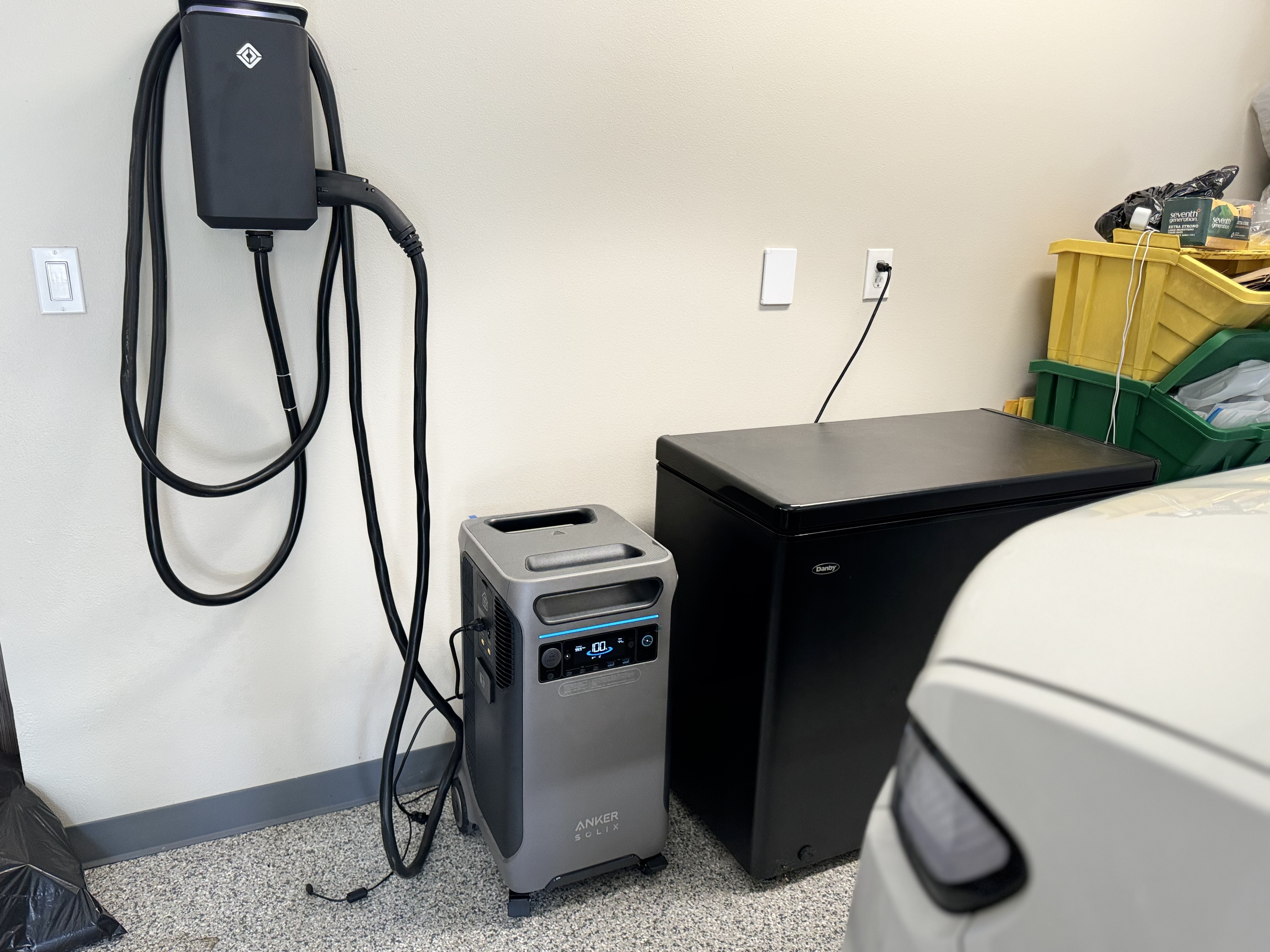 Anker Solix portable power station