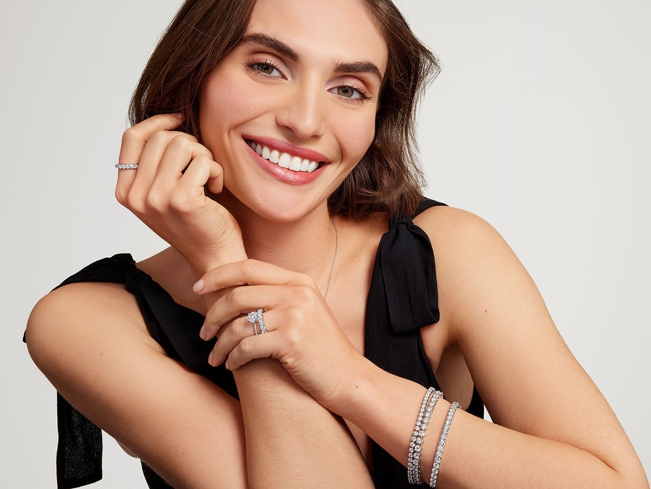 Woman wearing Blue Nile jewelry