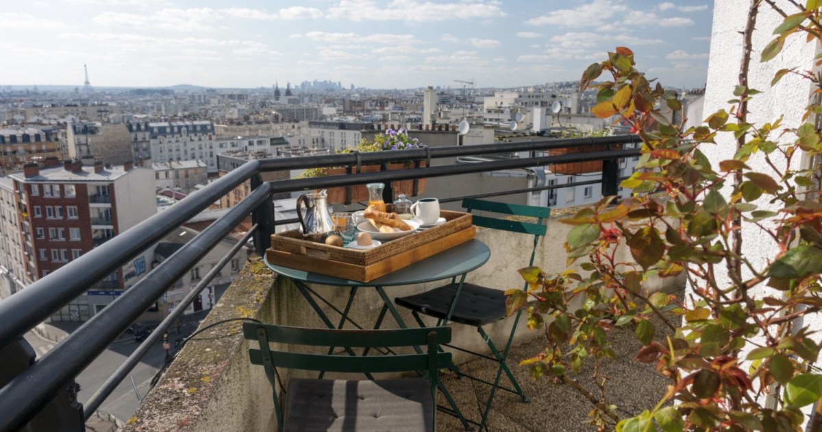 Airbnb says this iconic capital is the most popular fall destination