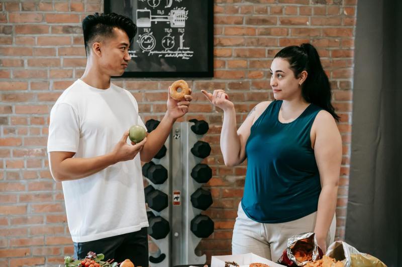 Comparing healthy and unhealthy food