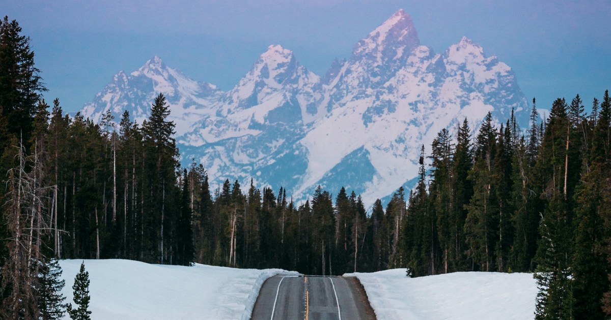 Try these 9 winter car accessories on your next road trip - The Manual