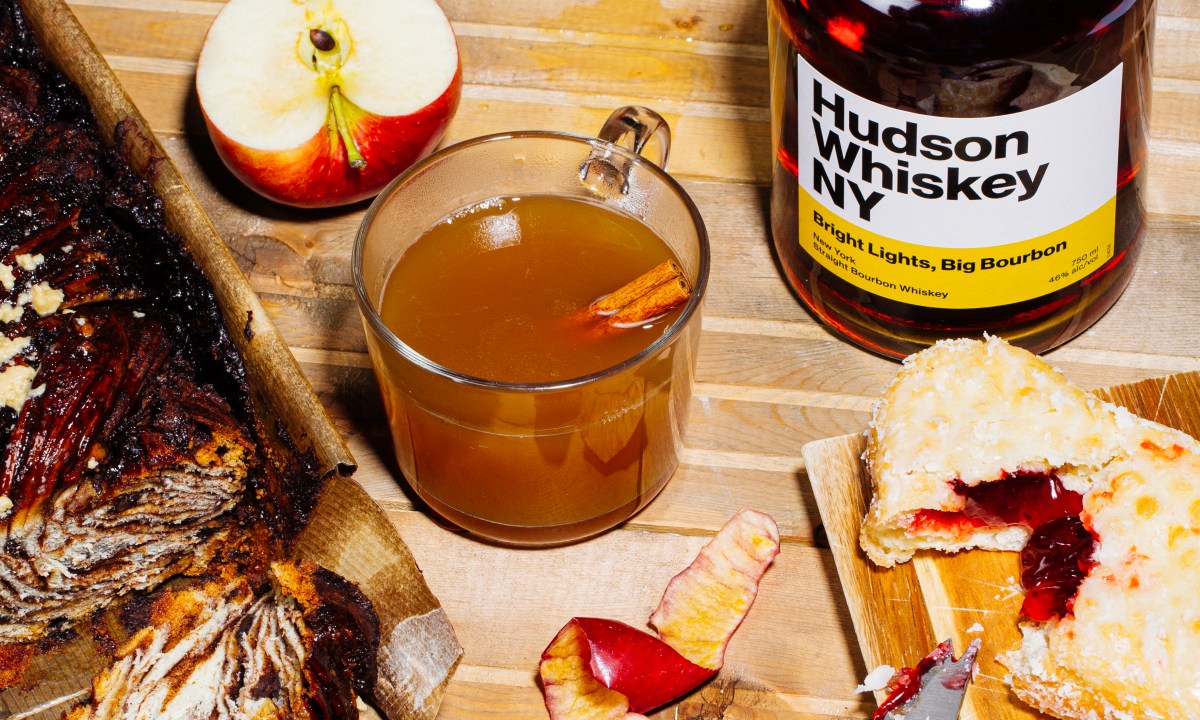 make your life easier with batched cocktails for thanksgiving hudson apple of my eye