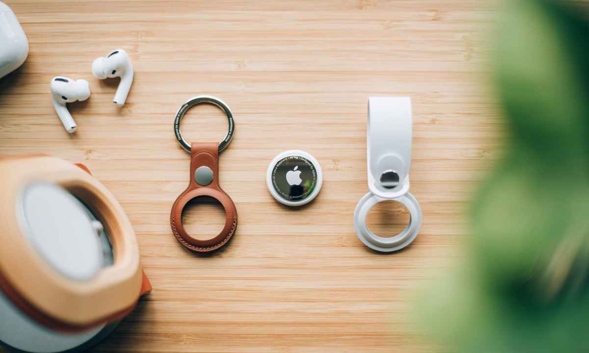Apple AirTag on table