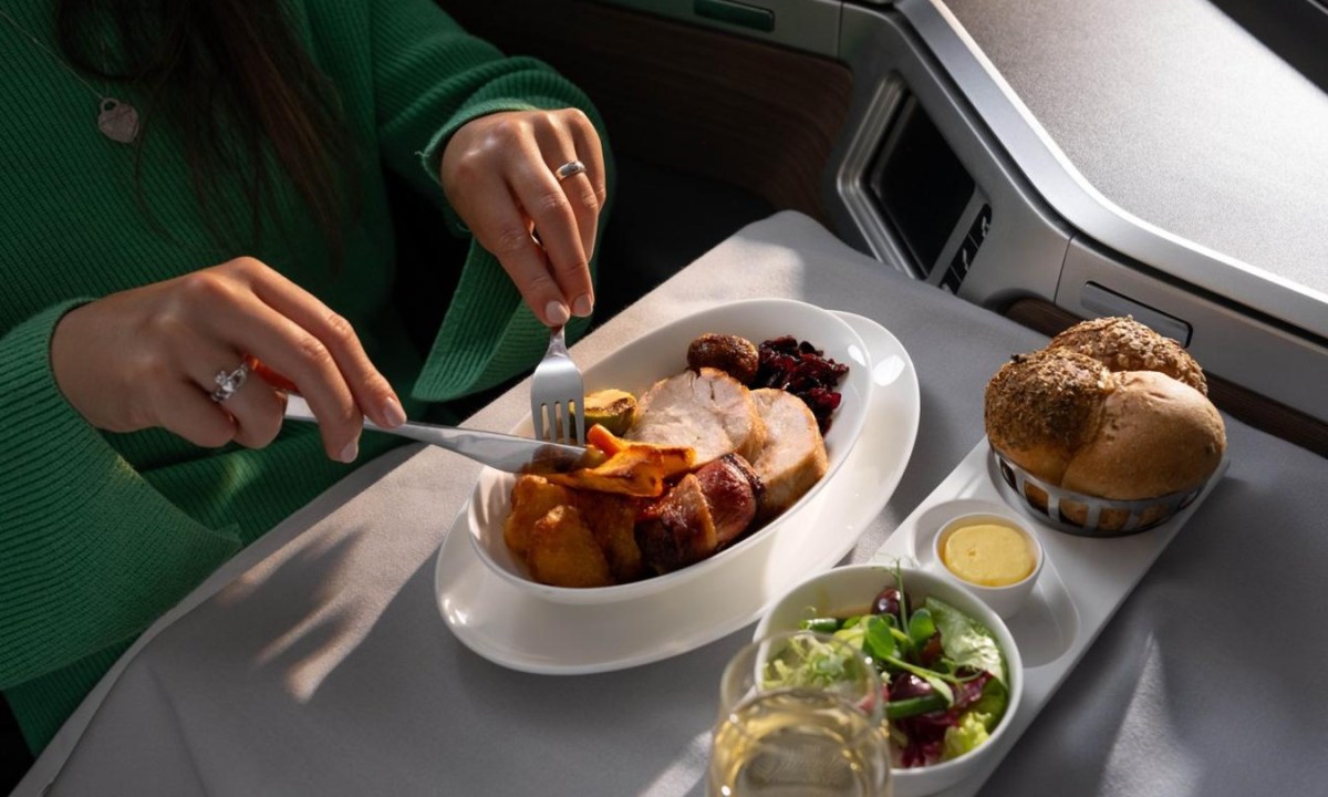British Airways Christmas meal, Club World cabin
