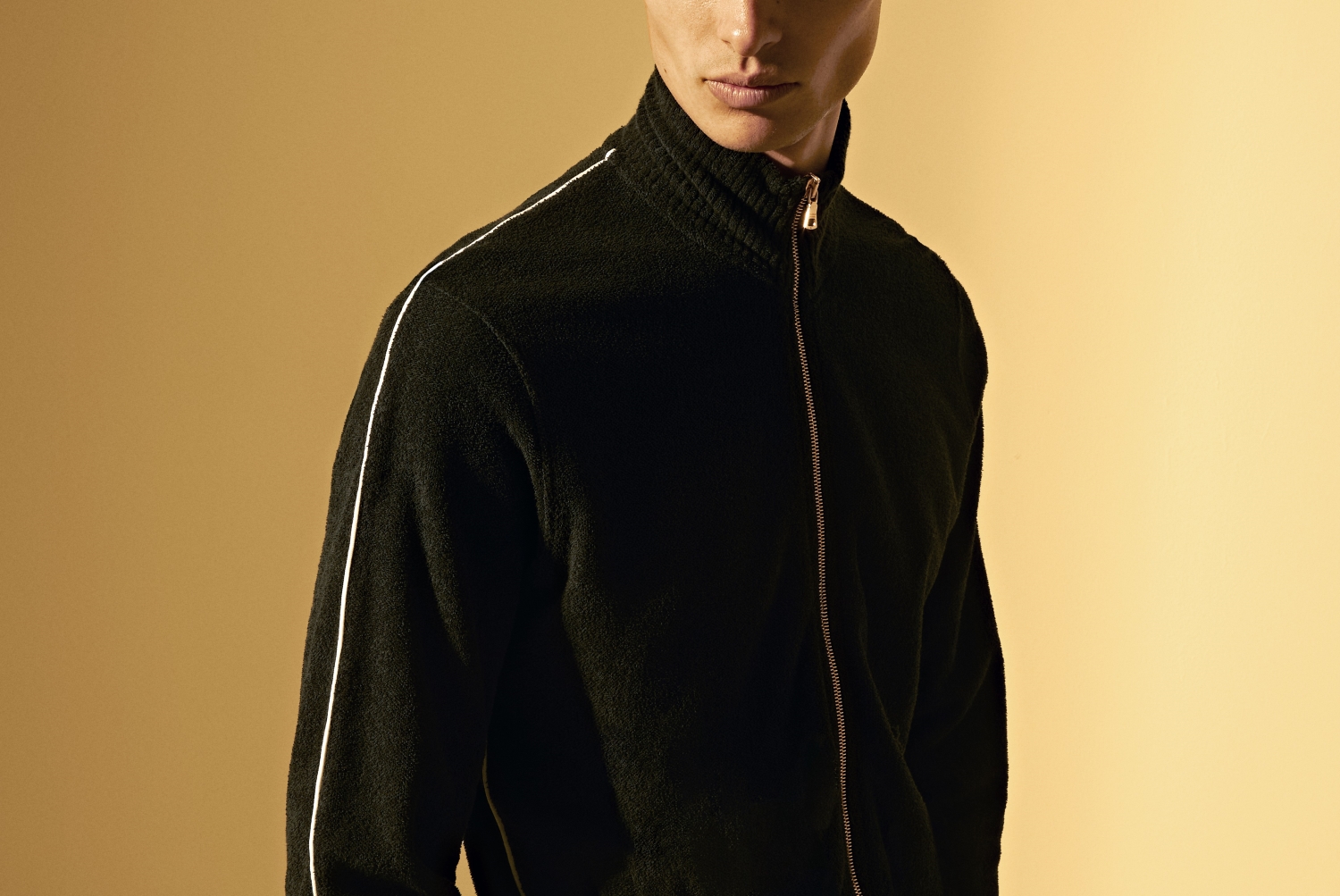 Orlebar-Brown-Bond-black-zip.