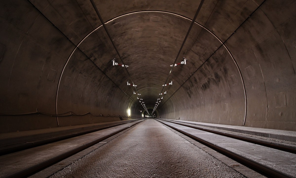 Tunnel
