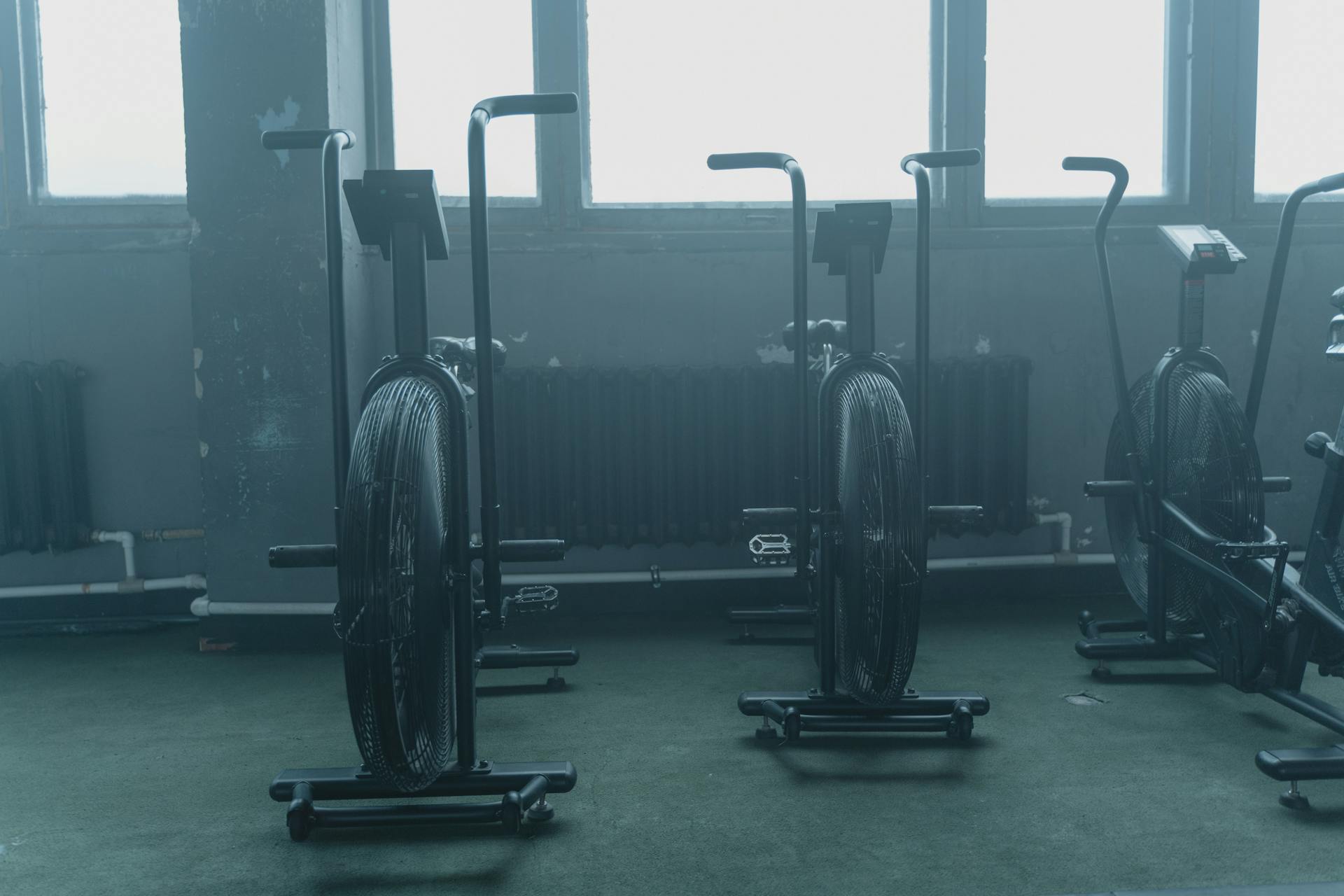New data shows the busiest time to visit the gym and how long people stay there The Manual