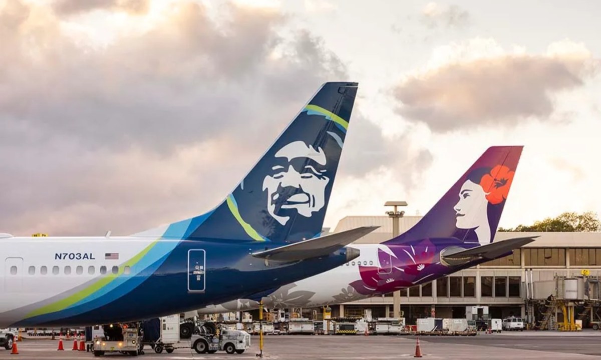 alaska airlines hawaiian shared benefits alaskan aircraft