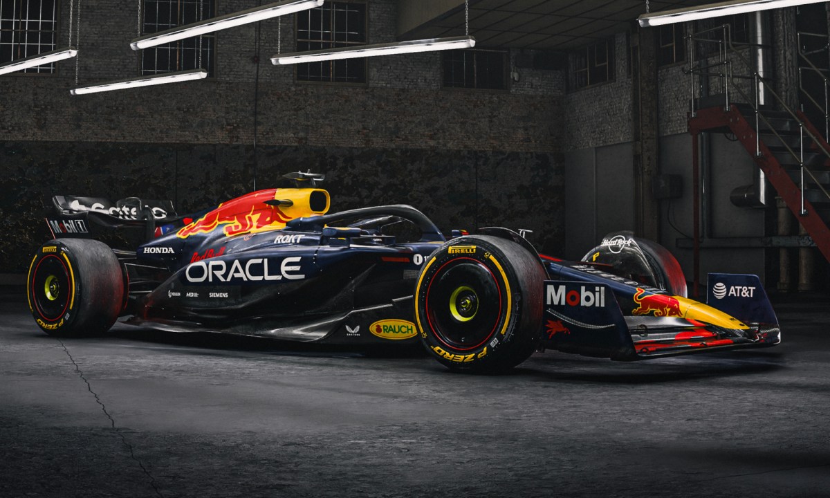 Red Bull Racing RB21 F1 car for the 2025 season right front three-quarter view.