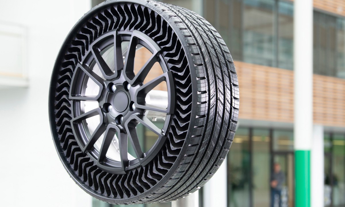 Michelin Uptis Tire Concept