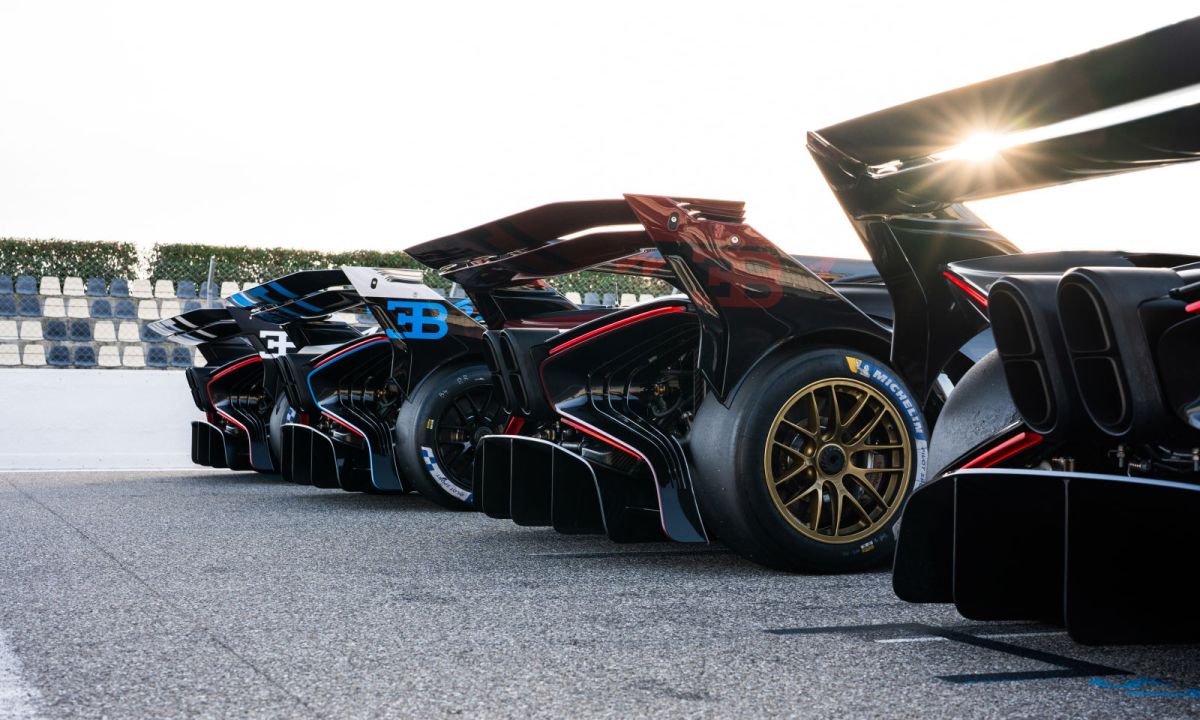 bugatti bolide owners gather to learn how handle 1578 hp on the track 02 feel