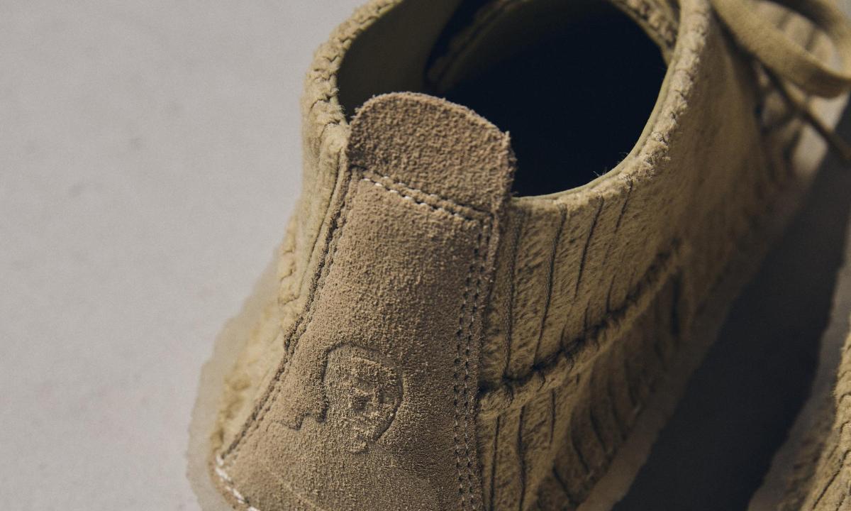close up of back heel of clarks desert rain