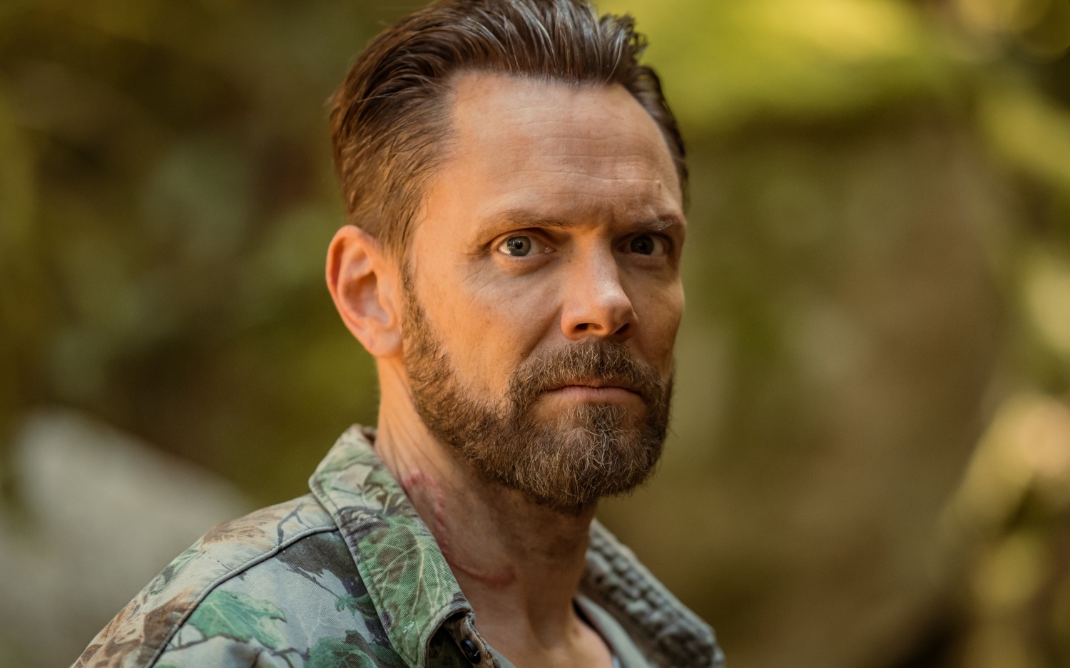 Joel McHale in Yellowjackets season 3