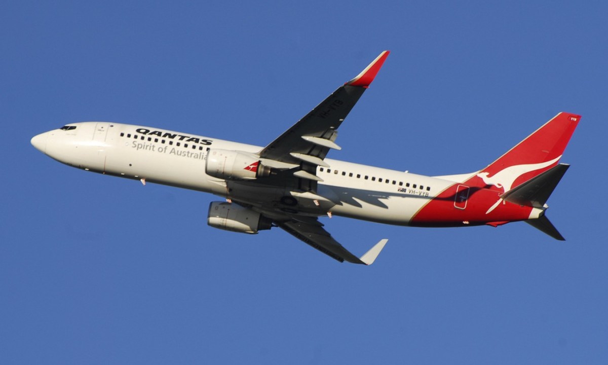 qantas 737 cabin upgrade 800  5936267583