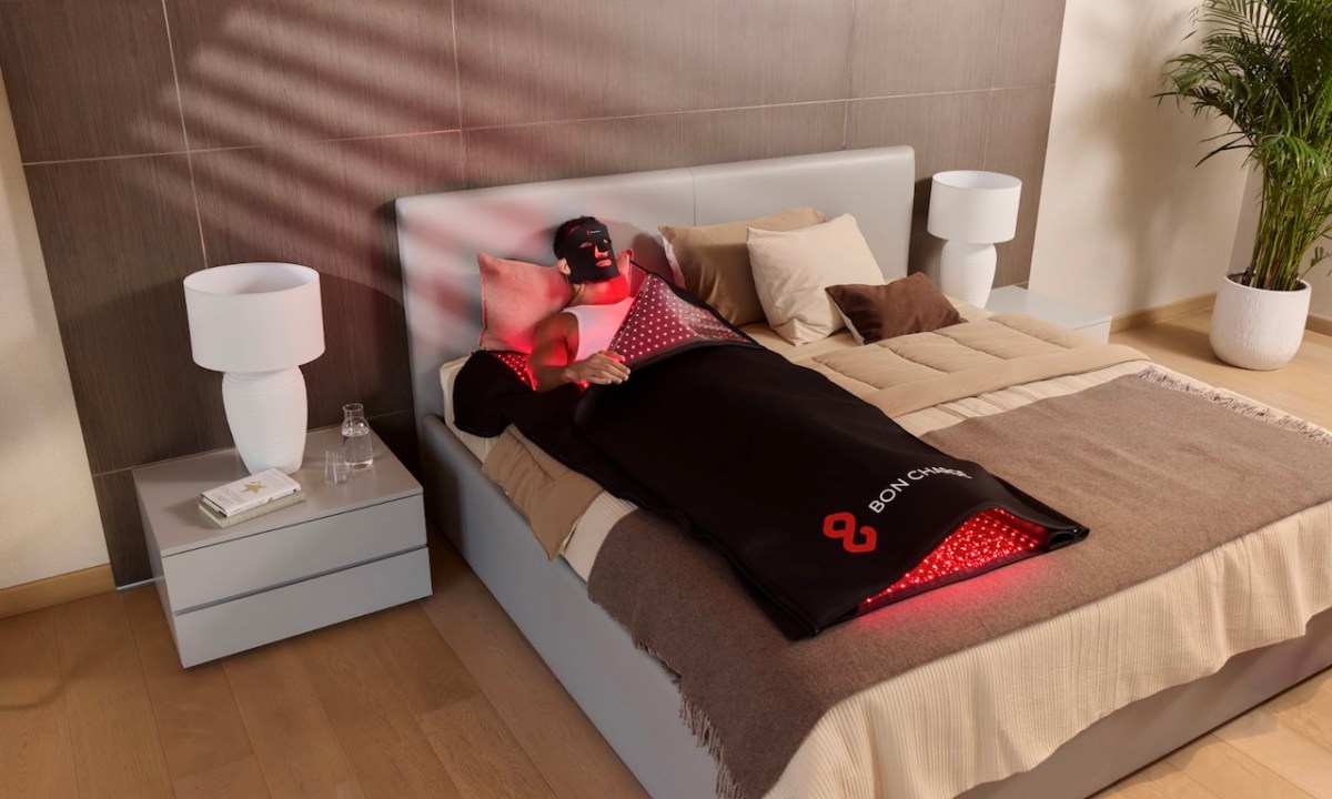 Red light therapy blanket in use