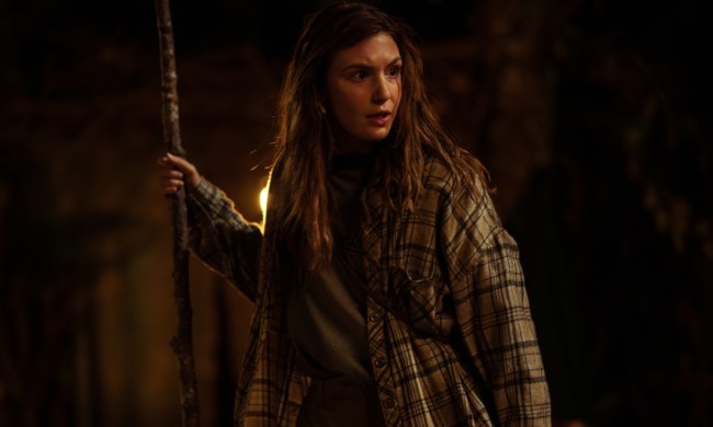 Sophie Nélisse in Yellowjackets season 3