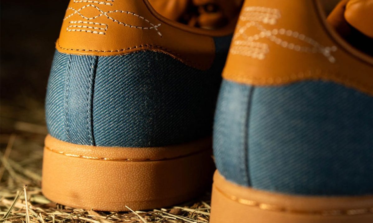 back heel of adidas rodeo sneaker