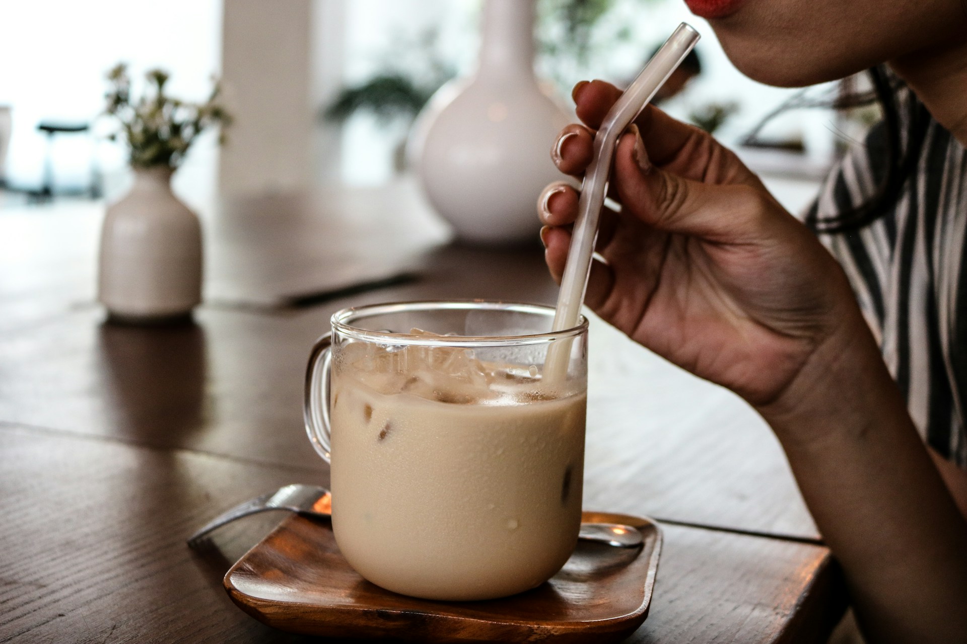 Coffee May Worsen Anxiety: Experts Recommend Alternatives