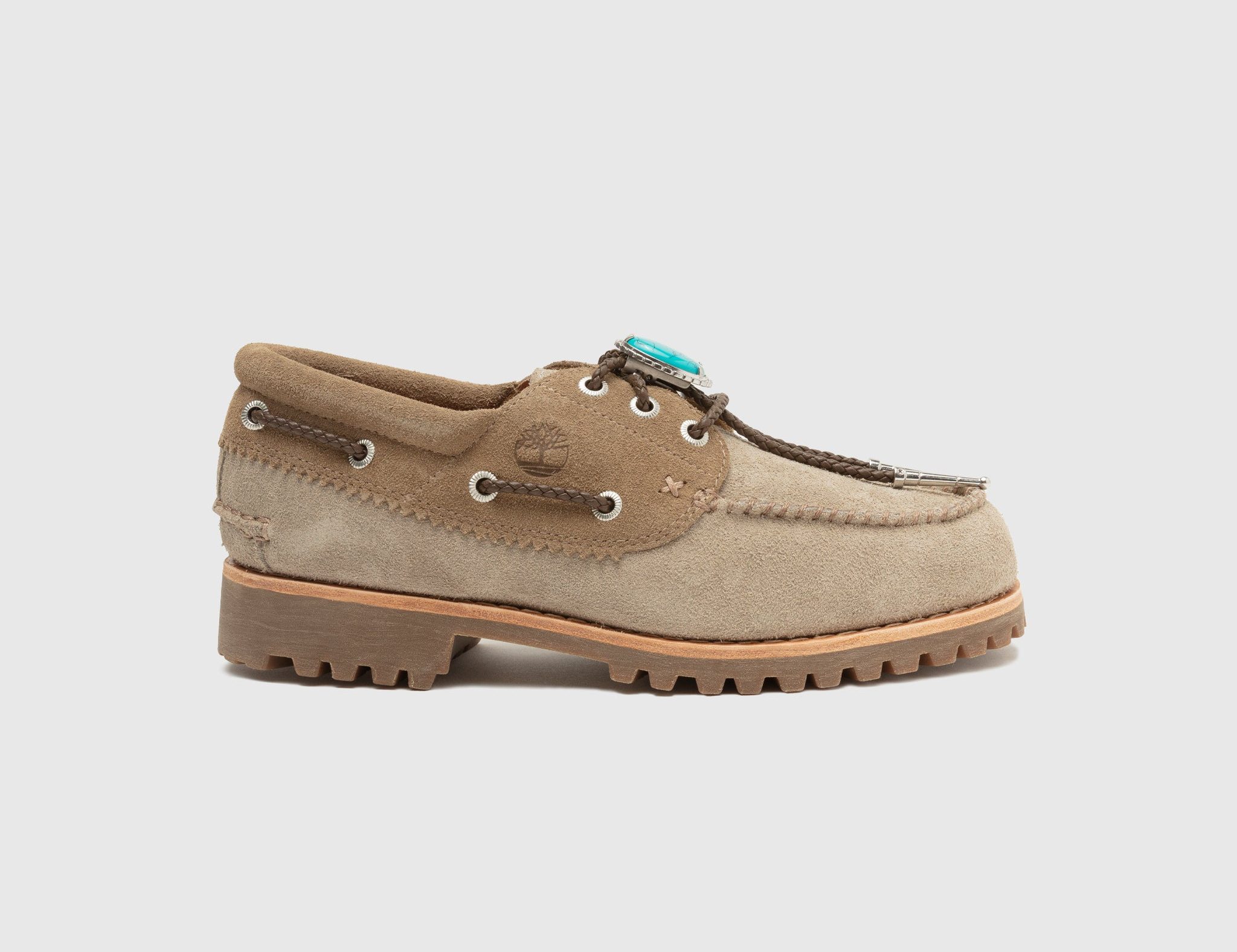 side profile of timberland packer boat shoe