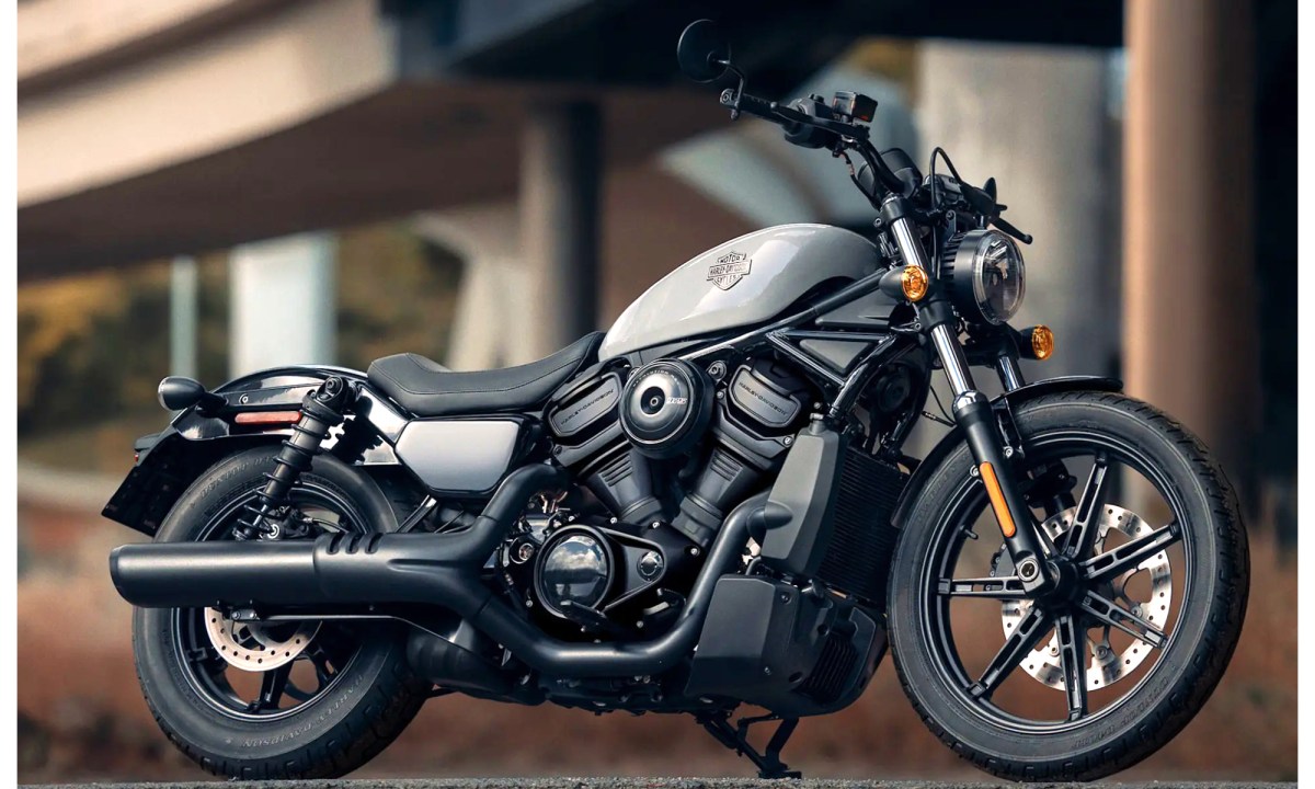 2025 Harley-Davidson Nightster right front three-quarter view.