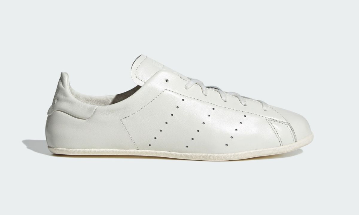 side view of adidas stan smith low pro