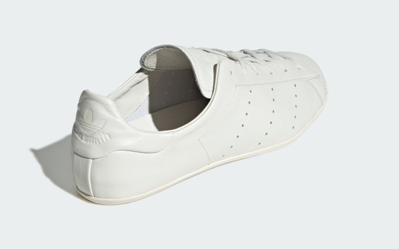 adidas stan smith low pro in white