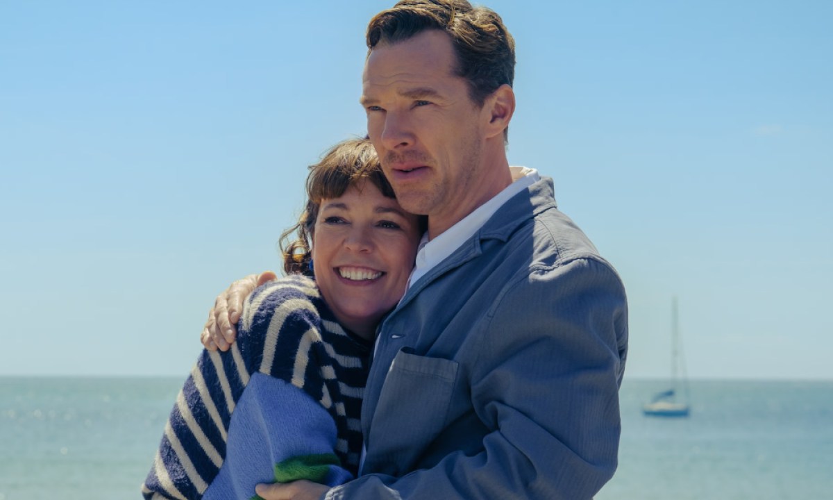 Benedict Cumberbatch and Olivia Colman in The Roses