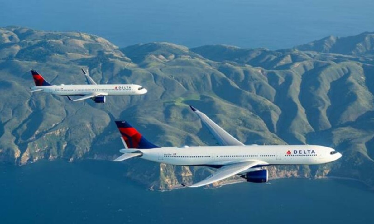 Delta aircraft in formation