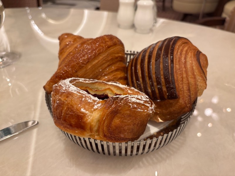 Bread basket at La Fontaine Las Vegas