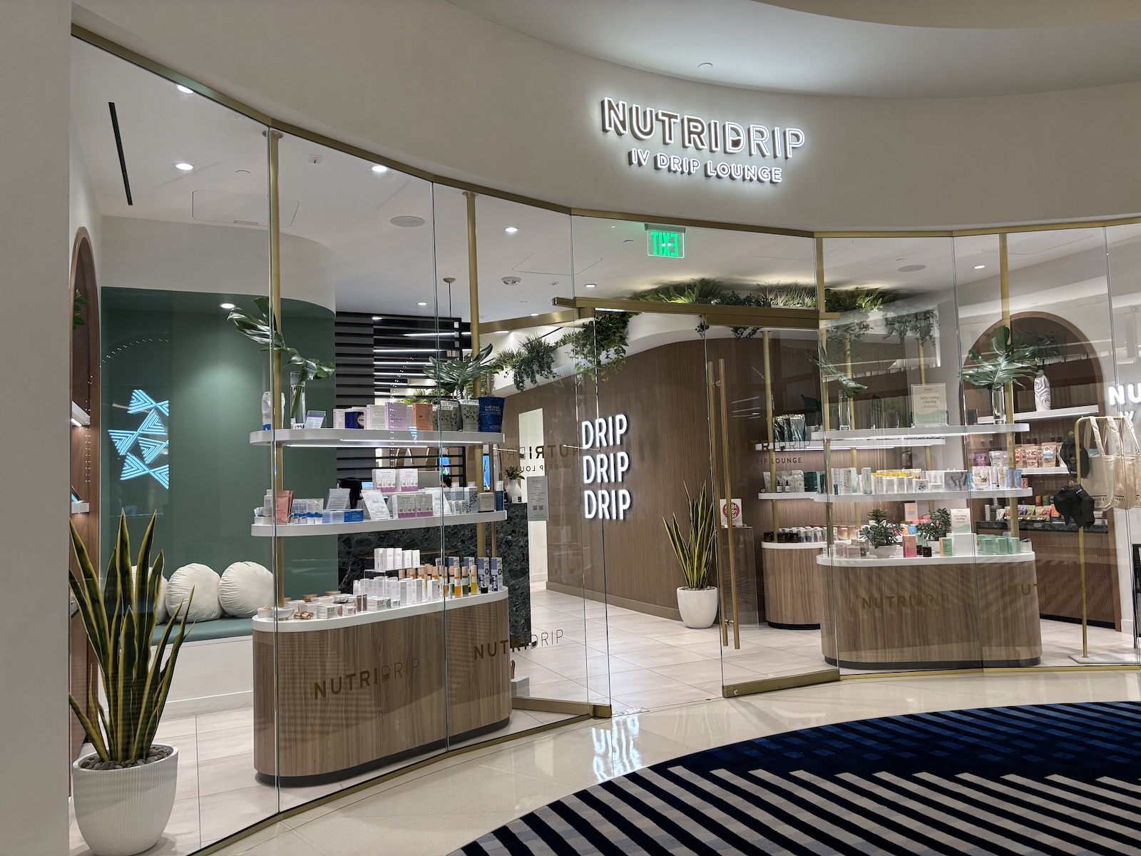 NutriDrip at Fontainebleau Las Vegas