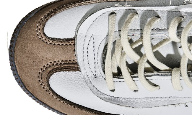 close up on INVINCIBLE x adidas Handball Spezial