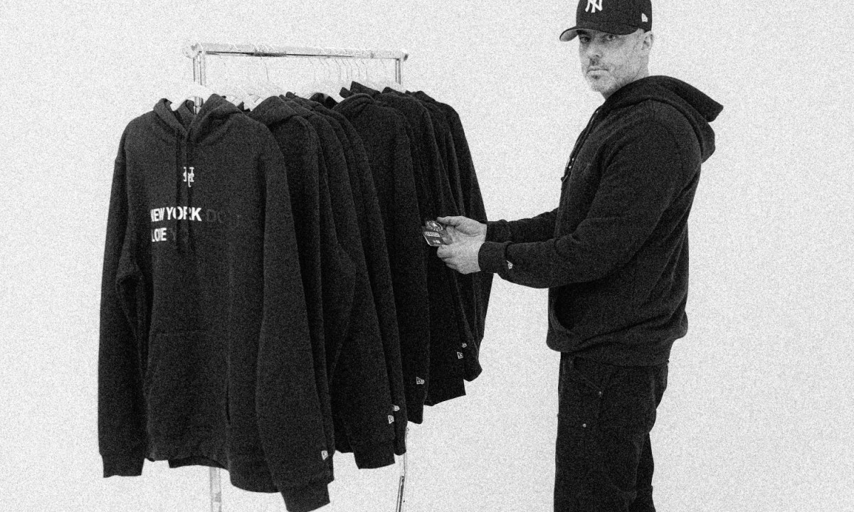 J-Frost hoodie rack