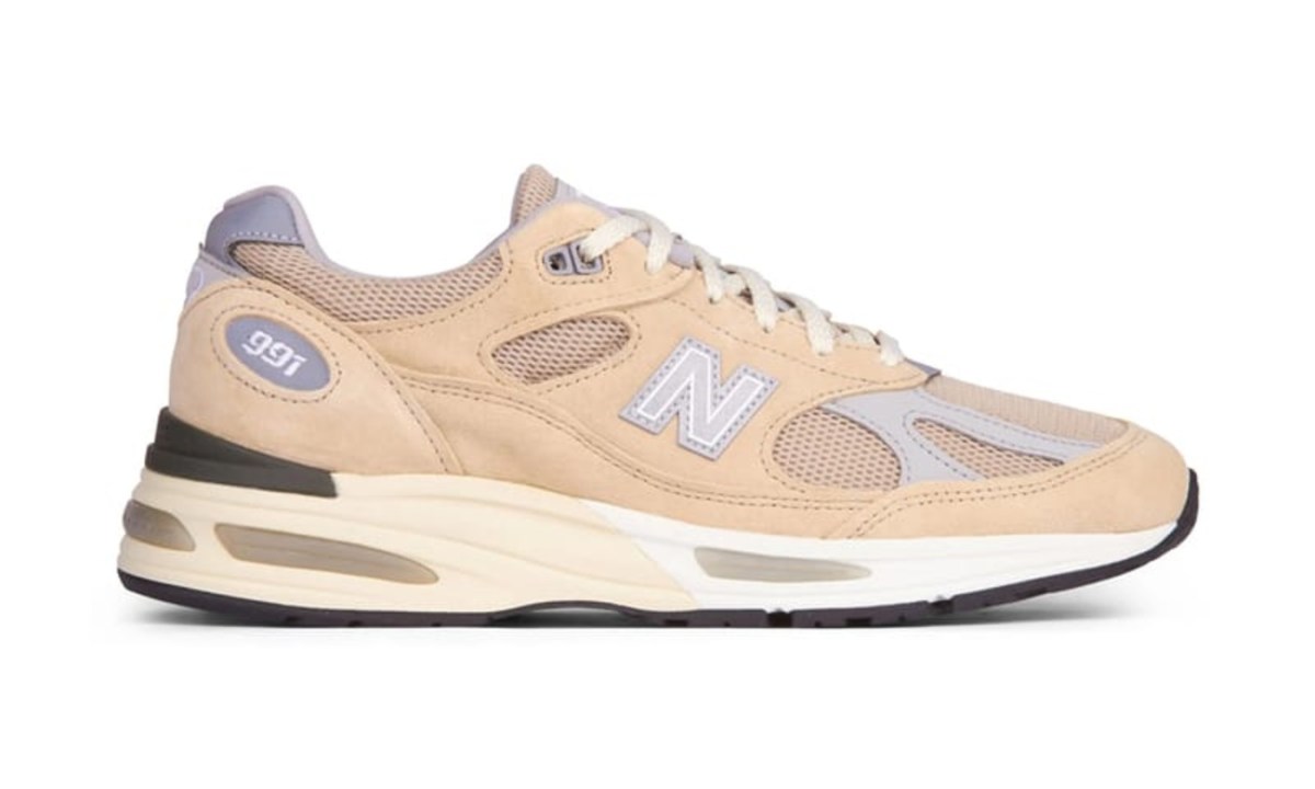 light beige new balance offbeat pack