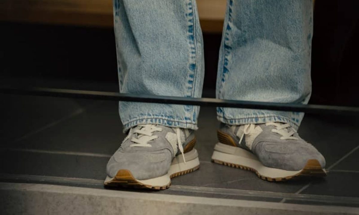 man wearing grey new balance todd snyder sneaker
