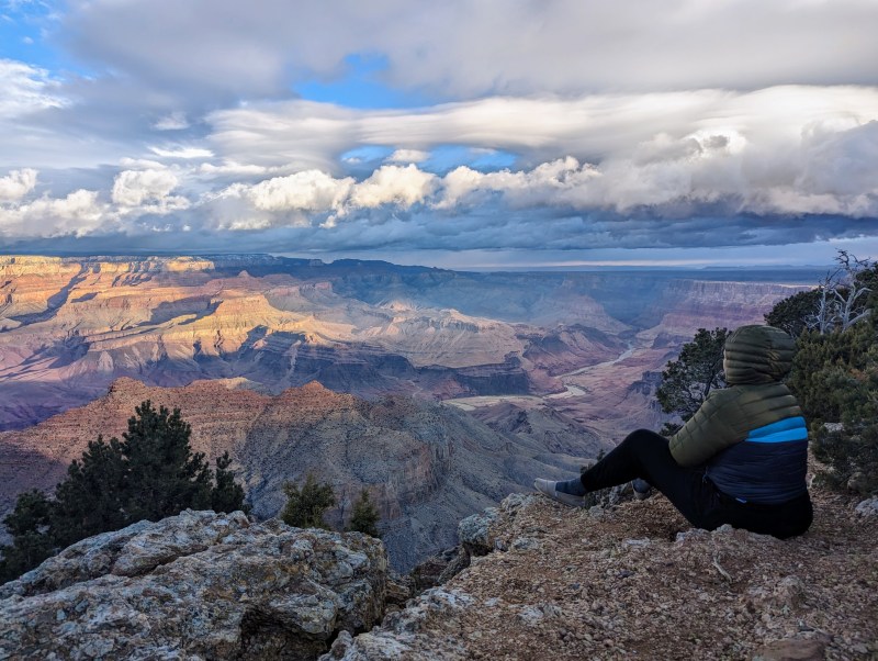 A sweeping view of Grand Canyon on a winter morning