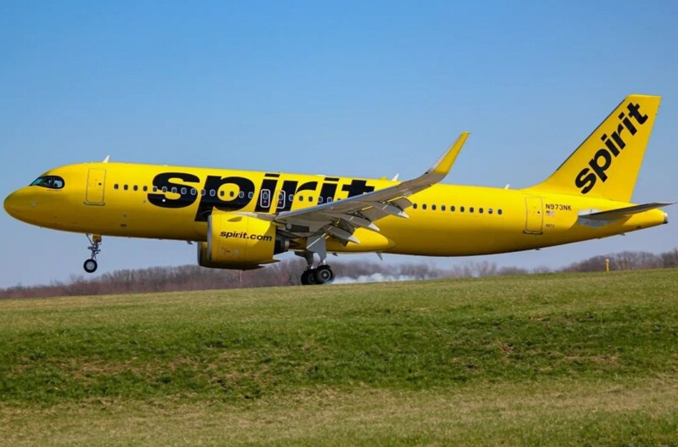 Spirit Airlines aircraft landing