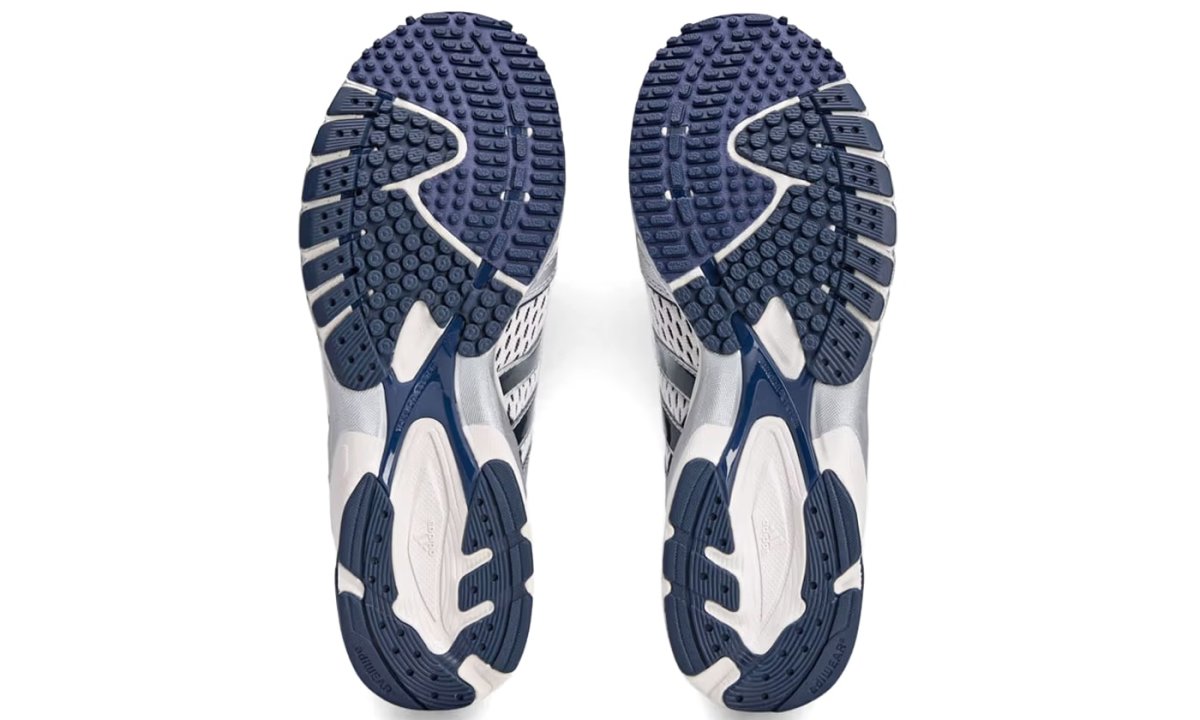 undersole of adidas adistar sneaker