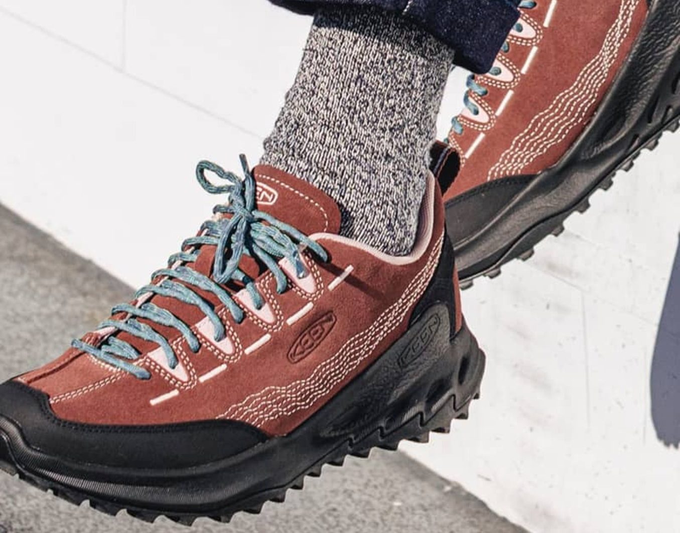 pair of keen jasper zionic