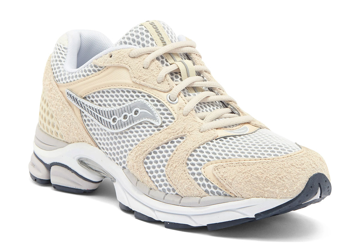 product photo of nordstrom saucony shoe