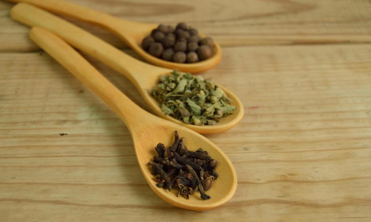 Cloves and herbs