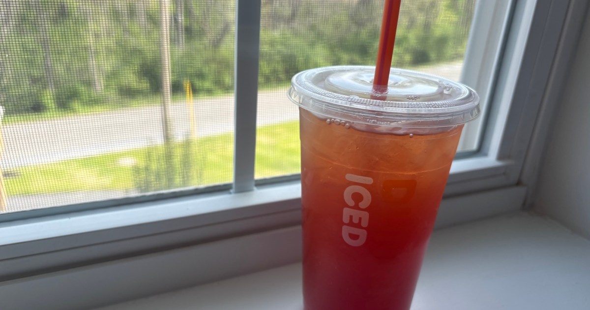 Do Dunkin’ Refreshers have caffeine? Here’s what I discovered after trying one