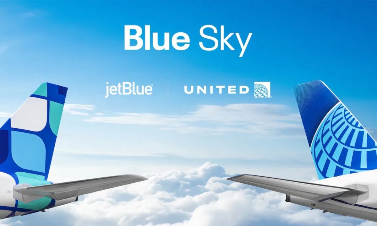 JetBlue United Blue Sky