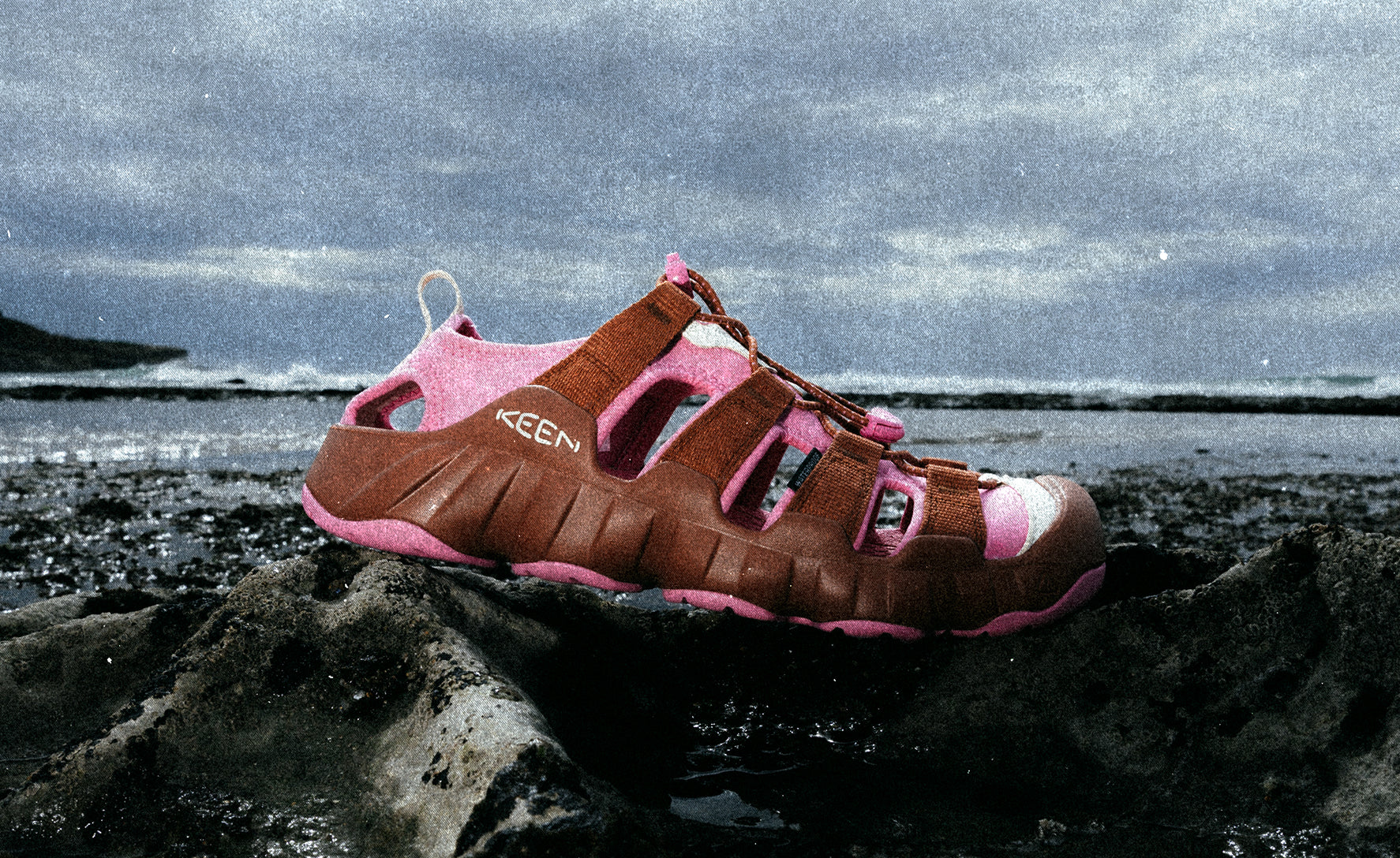 pink keen hiking patrol sandal