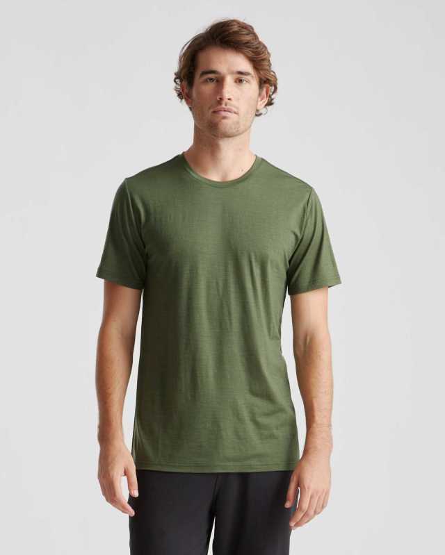 Quince 100% Merino Wool All-Season Short Sleeve Base Layer Tee