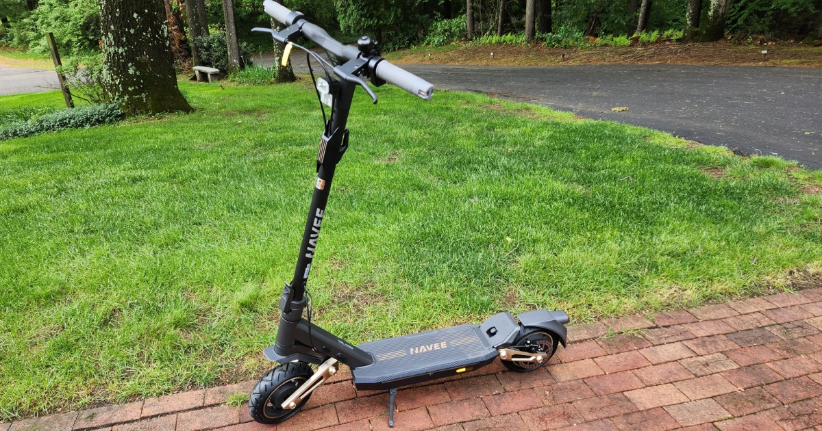 NAVEE ST3 Pro e-scooter takes on urban commuting with a smooth ride and  agile handling - The Manual
